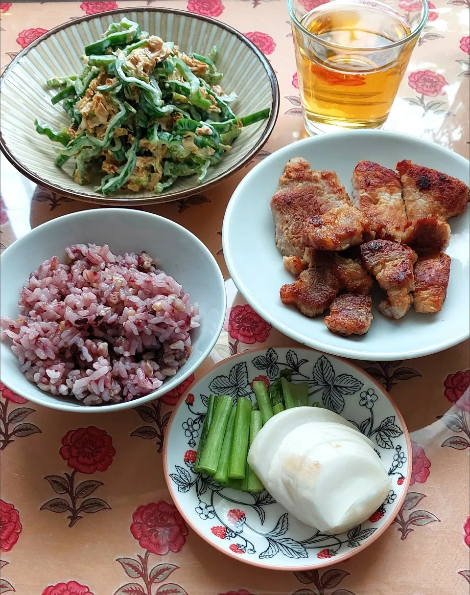 豚のぬか漬け焼きとピーマンサラダ|きつねさん