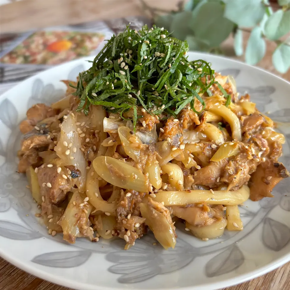 レンチン♪鯖缶味噌マヨうどん|みずほさん