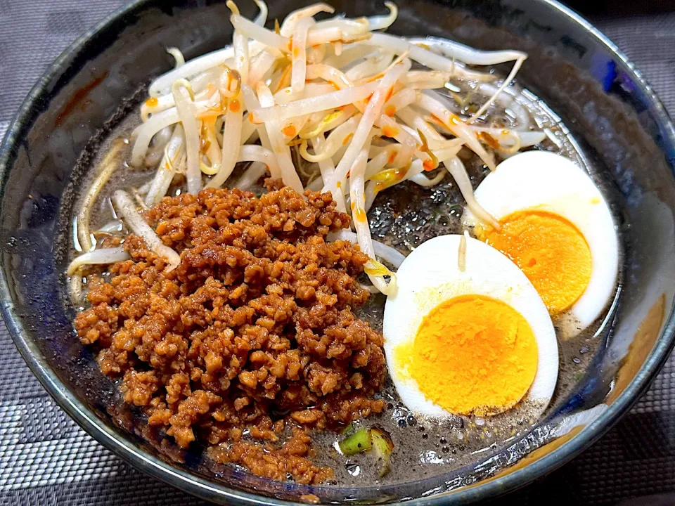 黒胡麻担々麺|しげさんさん