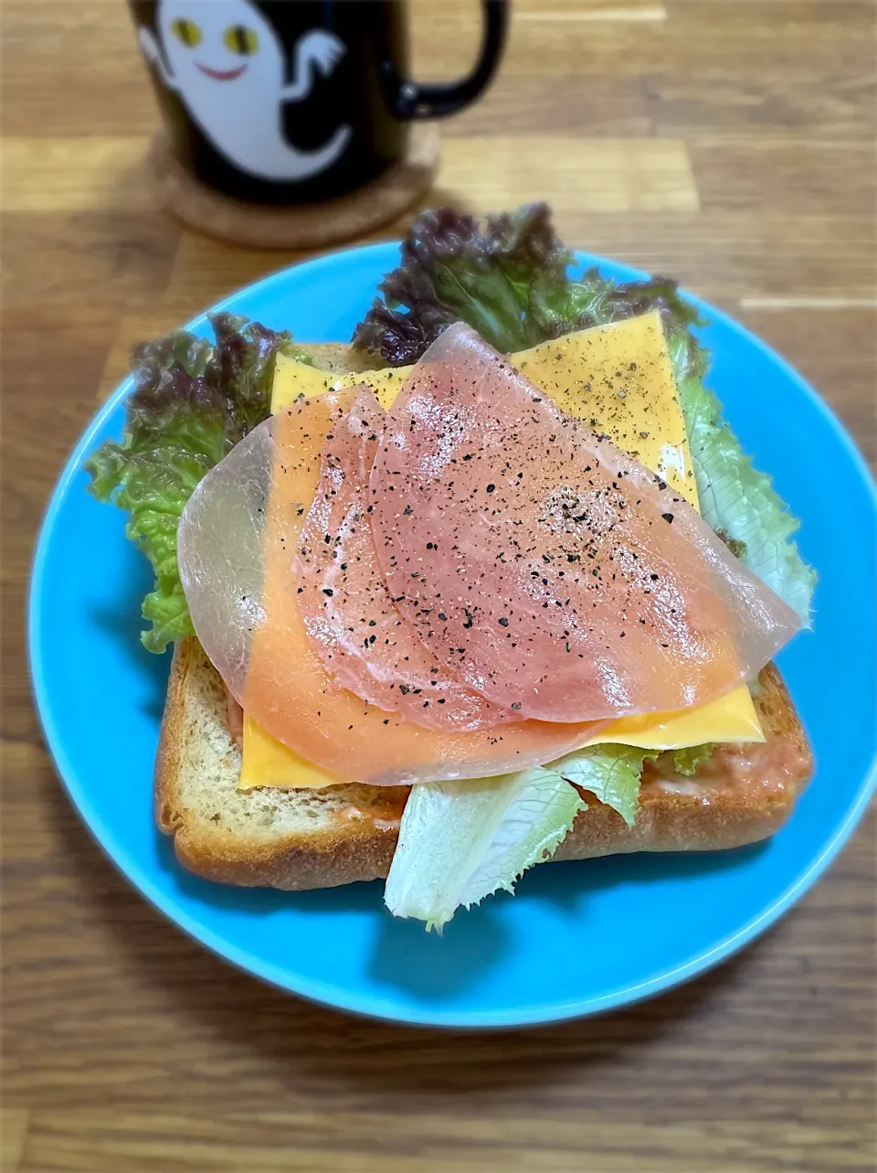 生ハムチーズのオープンサンド（自家製食パン）|morimi32さん