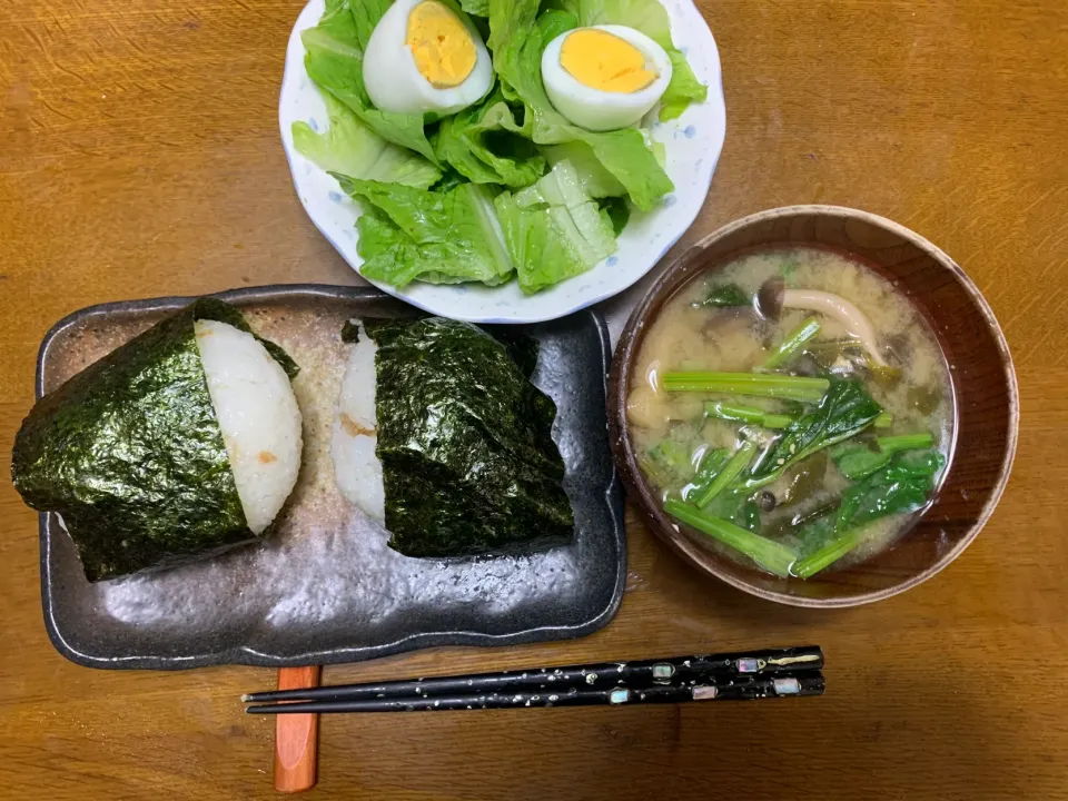 昼食　おにぎり定食|ATさん