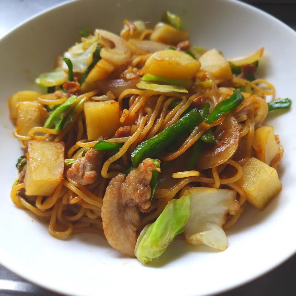 じゃがいも入り焼きそば|万葉さん