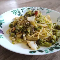 くたくたブロッコリーと鱈のパスタ|古尾谷りかこさん