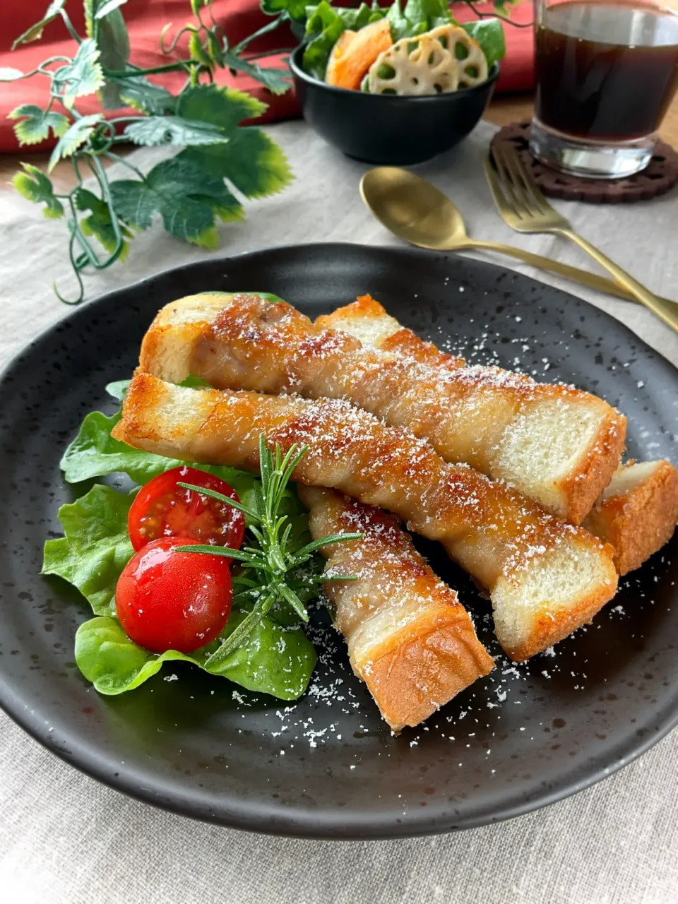 豚バラde肉巻きパン|スイーツポテトさん