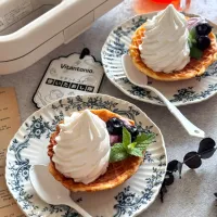 ビタントニオ使いたおし隊ワッフル＆ホットサンドベーカー/ピッツェルプレートで作ったデザートカップでソフトクリームのデザート🍦|chiaki3（平川ちあき）さん