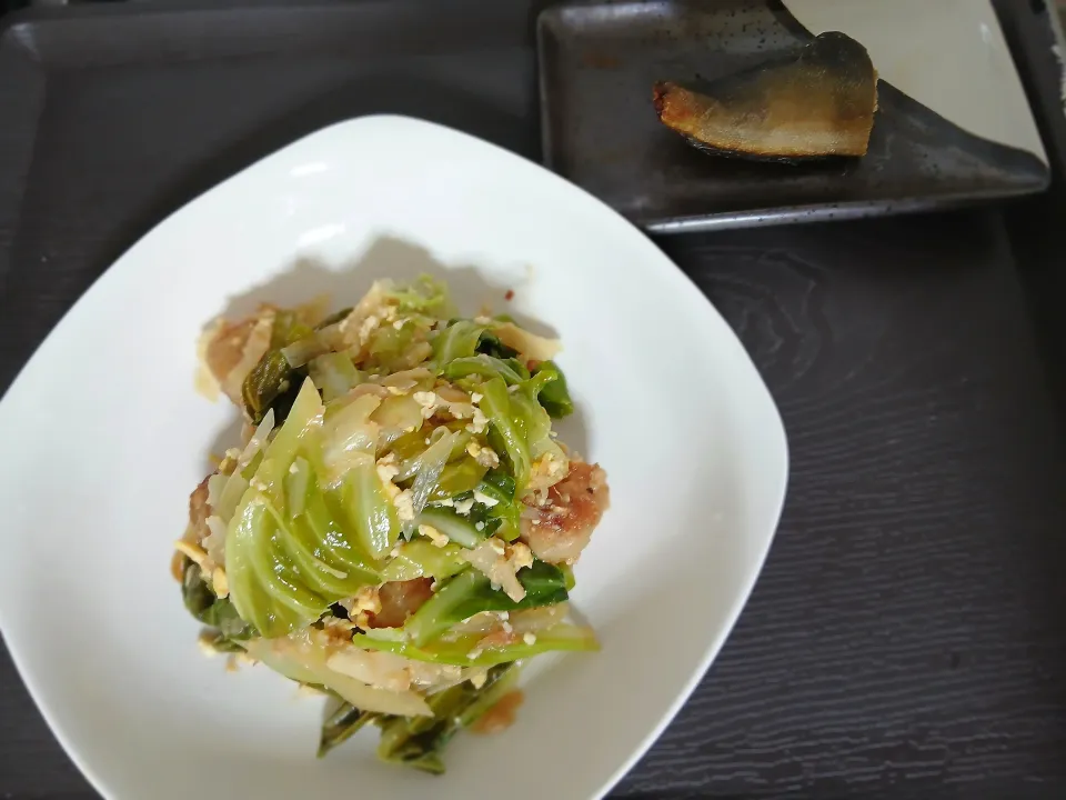 焼売とキャベツとらっきょうの味噌チャンプルー😆|ぽんすけさん