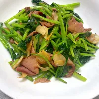 ほうれん草とチャーシューのニンニク炒め|Ponoさん