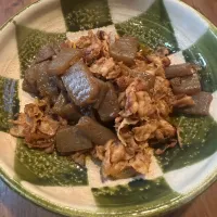 豚バラ肉とコンニャクのピリ辛炒め|いちくんさん