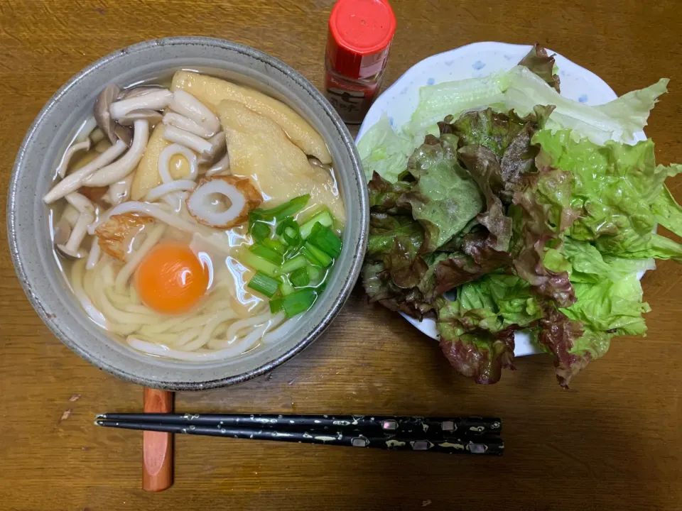 昼食　月見キツネうどん|ATさん