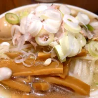 【2025年4月開業】
札幌六坊
札幌塩ラーメン (1,200円)
＋味付玉子 (150円)
@西早稲田4分
(JR高田馬場駅から徒歩7分)
25139
〈醤71塩23噌󠄀13タ5昆7出7F7冷5
混1〉|大脇さん