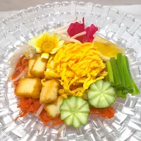 ผัดหมี่สีชมพู