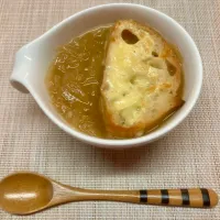 手作りオニオングラタンスープ|あめふくらさん
