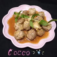 豚こま肉の照り焼き味噌󠄀チーズボール✨| cocco+さん
