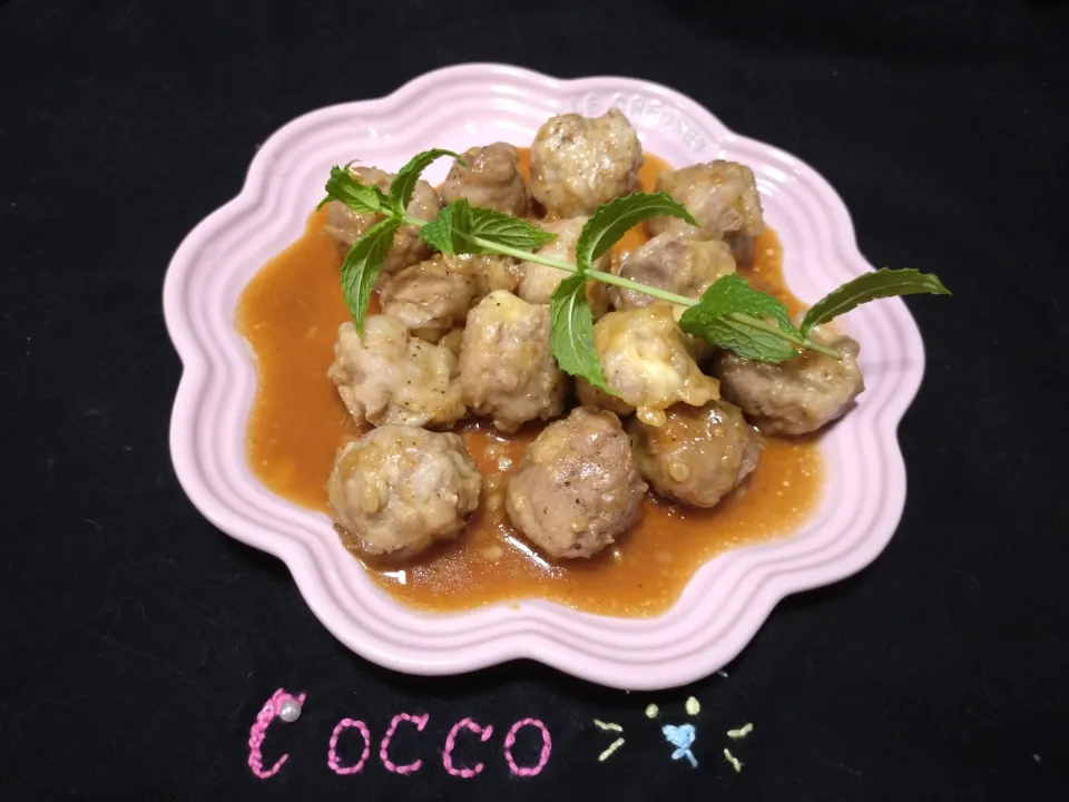 豚こま肉の照り焼き味噌󠄀チーズボール✨|cocco+さん