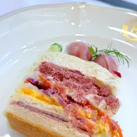お友達おもてなし料理のケーキイッチのカット姿✨|Seikoさん