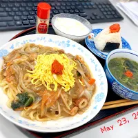 ☀️会社で焼き皿うどん