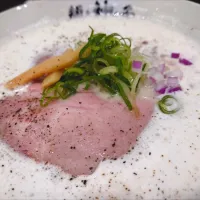 【5/28までの催事出展 from 
札幌市】
麺と神の子
鶏塩泡白湯
＠新宿高島屋 初夏の大北海道展
25140
〈醤71塩24噌󠄀13タ5昆7出7F7冷5
混1〉| 大脇さん