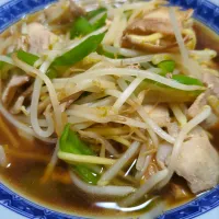 肉入りモヤシ醤油ラーメン|闇夜の狸さん