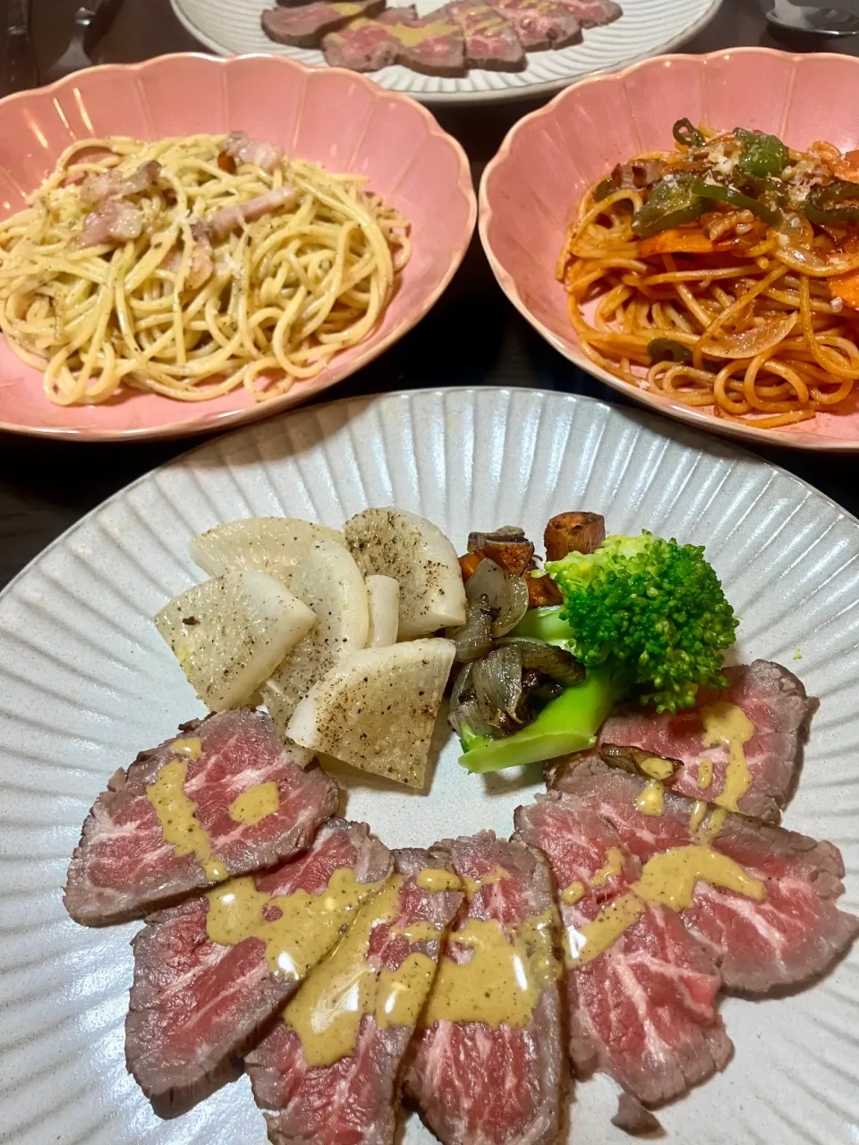 ローストビーフ、ペペロンチーノ、ナポリタン|tatsuponさん