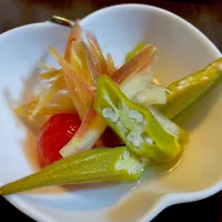オクラとミニトマトの白だしピクルス|DKさん