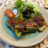 ピーマンの肉詰め
