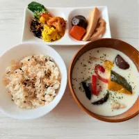 朝ごはん(冷蔵庫の副菜整理💦)|tap.rinさん
