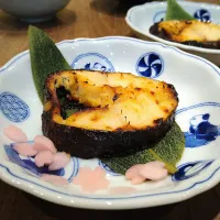 銀鱈の酒粕味噌漬け焼き|古尾谷りかこさん