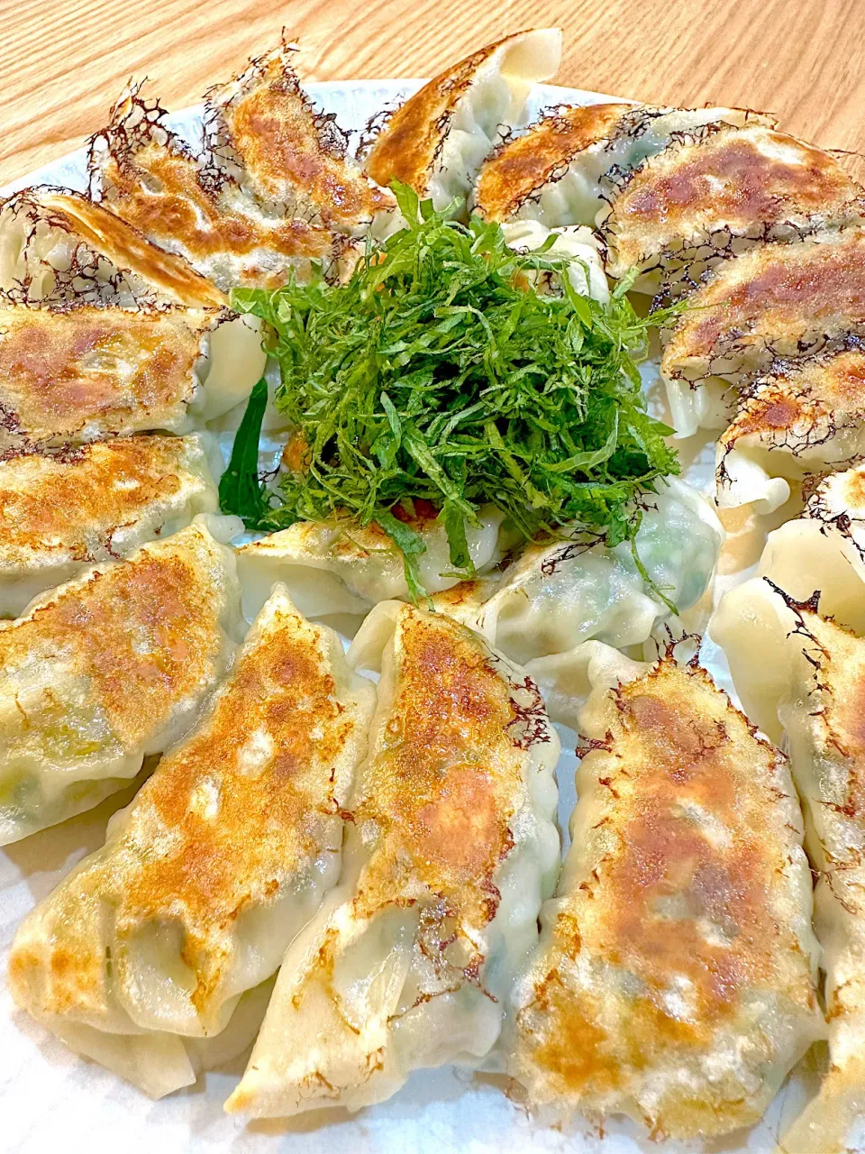 しそ餃子🥟大葉たっぷり|akkaさん