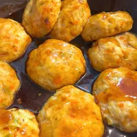 鶏ひき肉の豆腐ハンバーグ　だしと醤油の和風ソース|pranzoさん