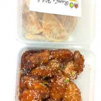Korean sticky wings 
 pan fried dumpling|Rumi's kitchenさん