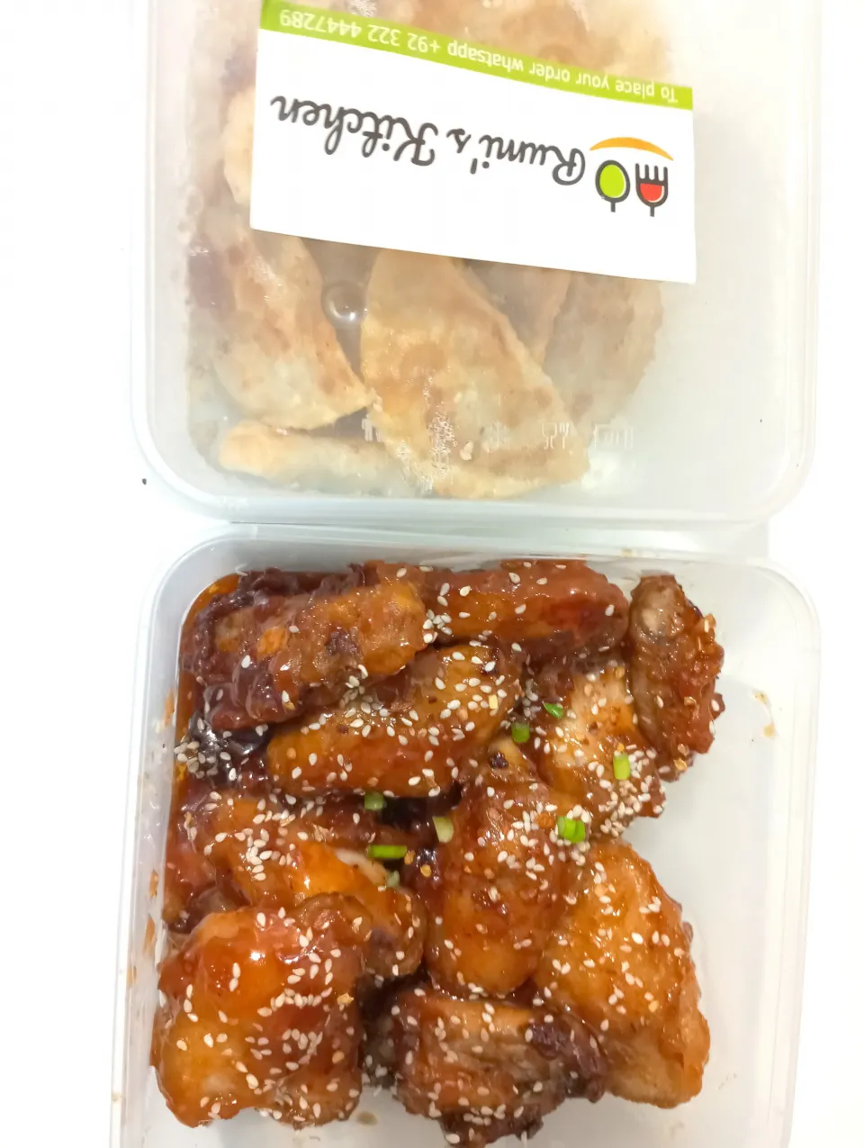 Korean sticky wings 
 pan fried dumpling|Rumi's kitchenさん