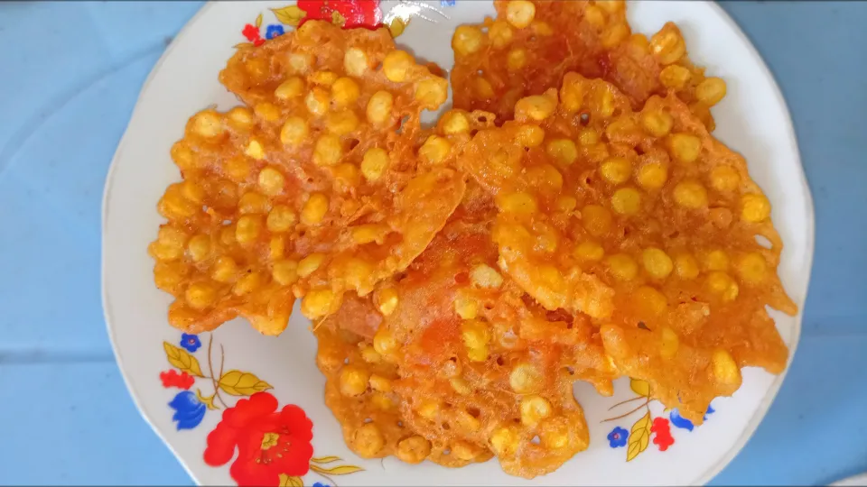 ပဲကပ်ကြော်|Htikeさん