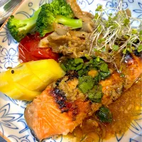 銀鮭の米こうじ漬けのバター焼き☆ニラダレ掛け😋✨💕| てるみさん