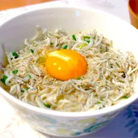 🐟しらす丼🐟|AK@Night Cookerさん