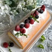 フローズンベリーの米粉ロール🫐|kononon♡*゜さん