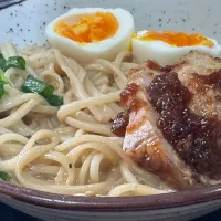 ピリ辛味噌ごま素麺|🐧ペンギン2さん