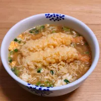 海老天のせ出前一丁（ねぎ・卵入り）|すーさん