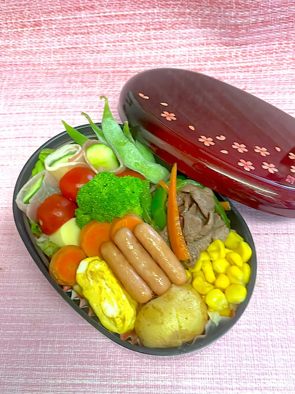 JK弁当🍱牛肉ピーマン人参炒め|ティーダさん