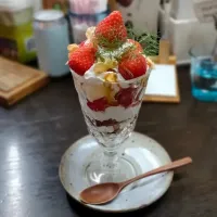 苺🍓パフェ|さちえさん