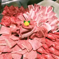 このプラスチックの皿の柄がいいんよ😆| kazuさん
