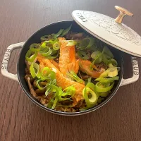 鮭ハラスとシメジの玄米ご飯|きょーこさん