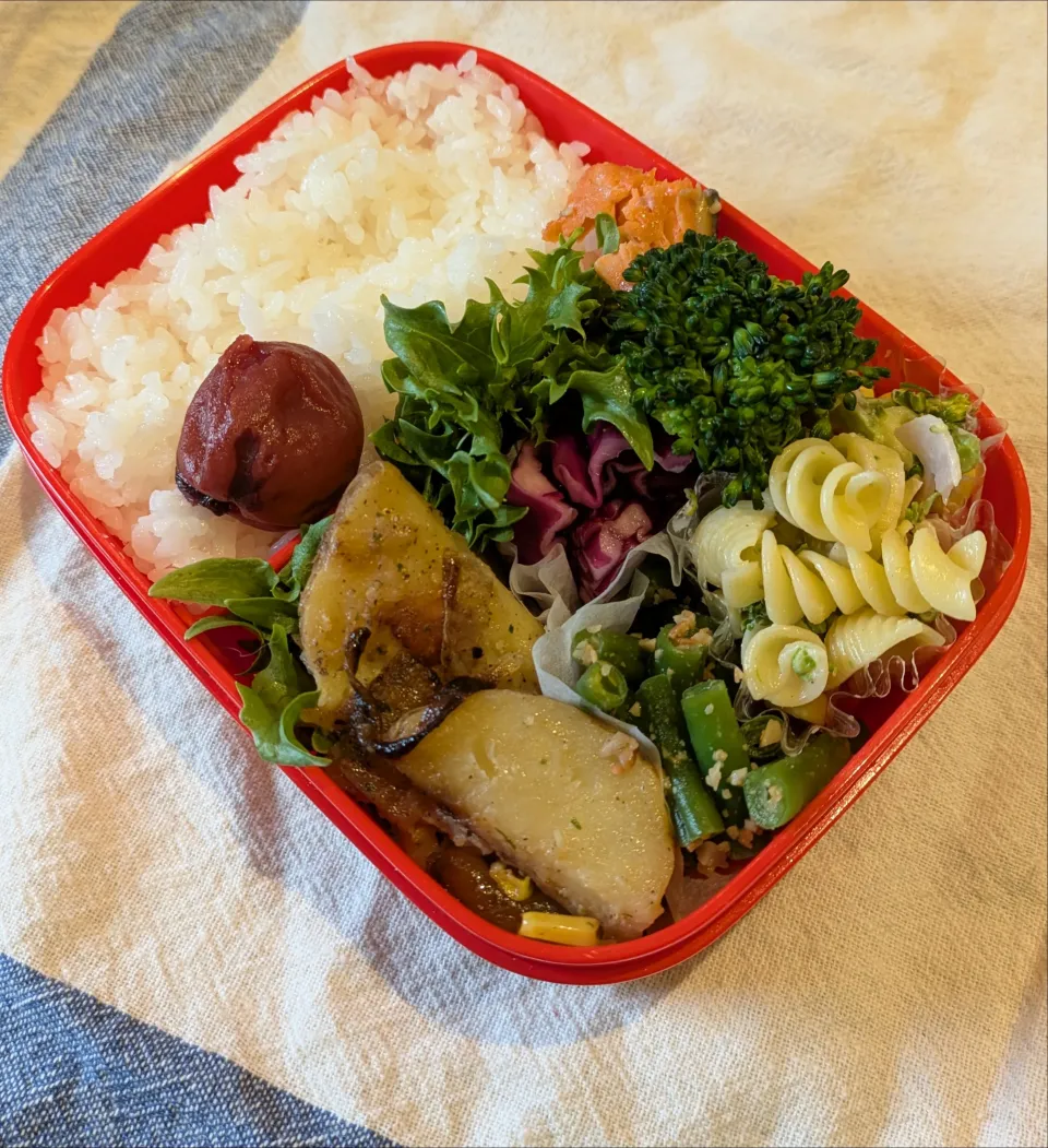 5/27  ジャーマンポテト弁当|母さんのオベント記録さん
