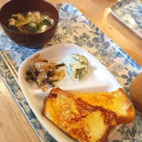 和洋折衷 朝ごはん😋🍴|ユリコさん