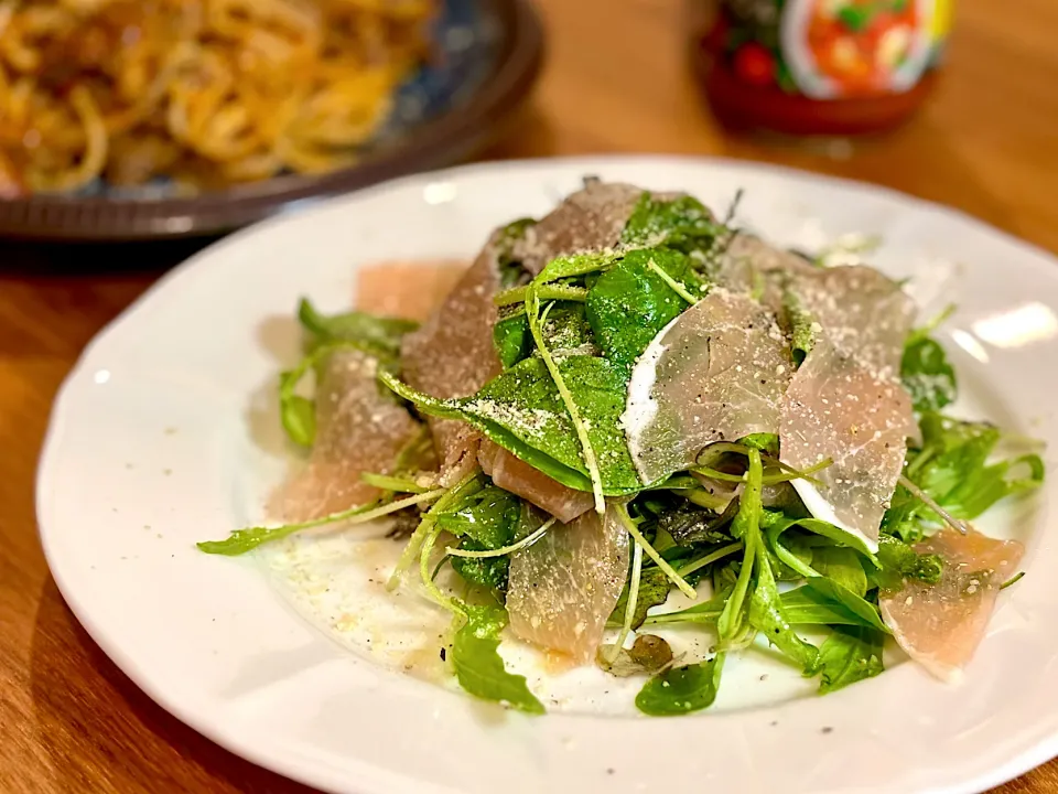 ミックスリーフと生ハムのサラダ🥗|ふくすけ食堂さん