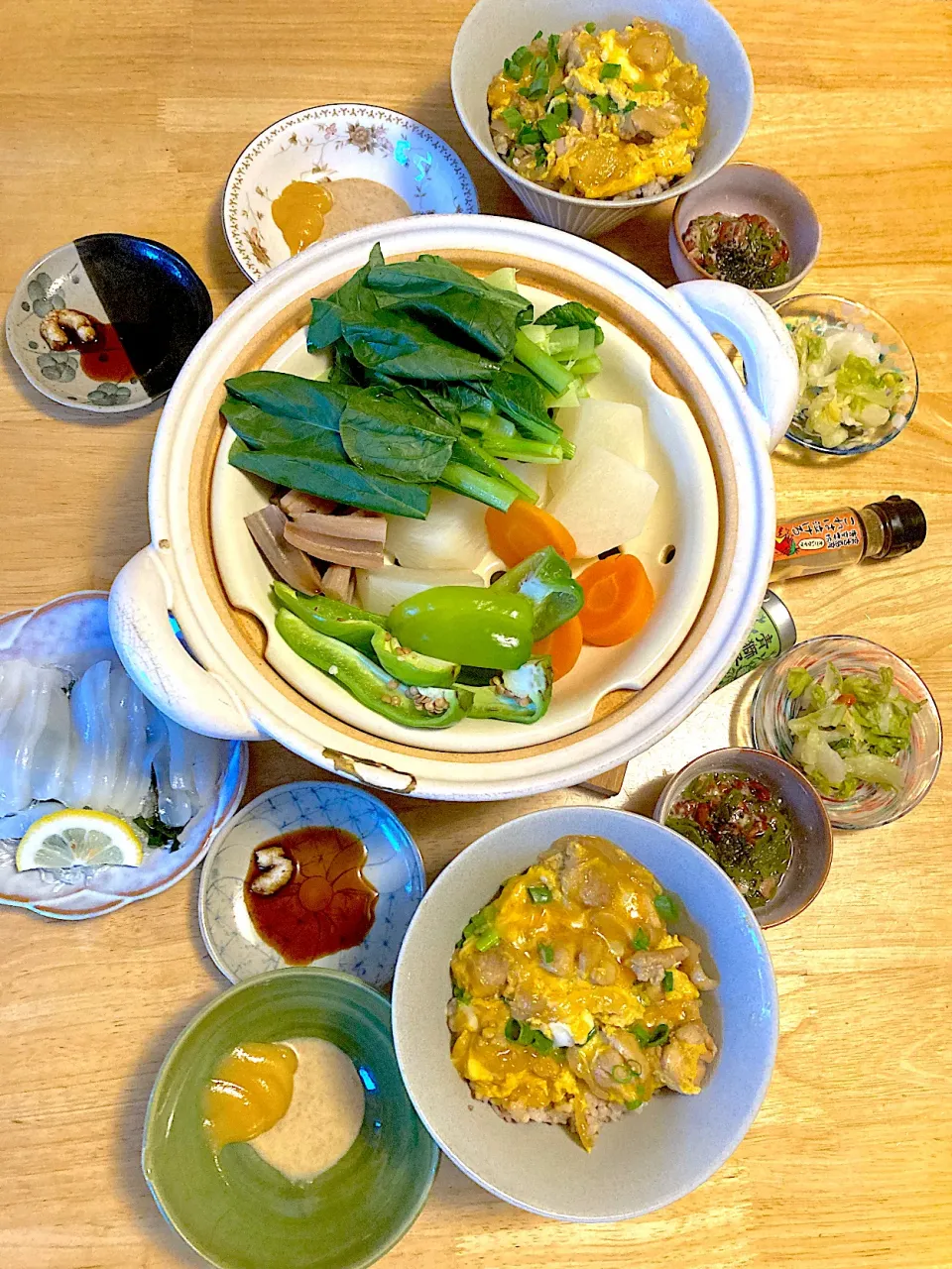 蒸し野菜と親子丼(๑>◡<๑)|さくたえさん