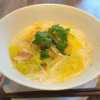 キャベツとベーコンの黒胡椒にゅうめん|古尾谷りかこさん