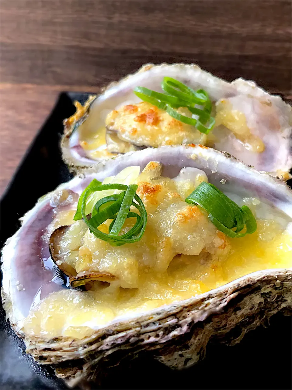 岩牡蠣の味噌チーズ焼き|9421beruさん