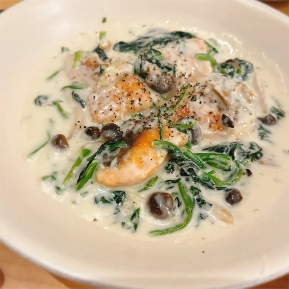 鮭とほうれん草の味噌クリーム煮|かわうそcookingさん