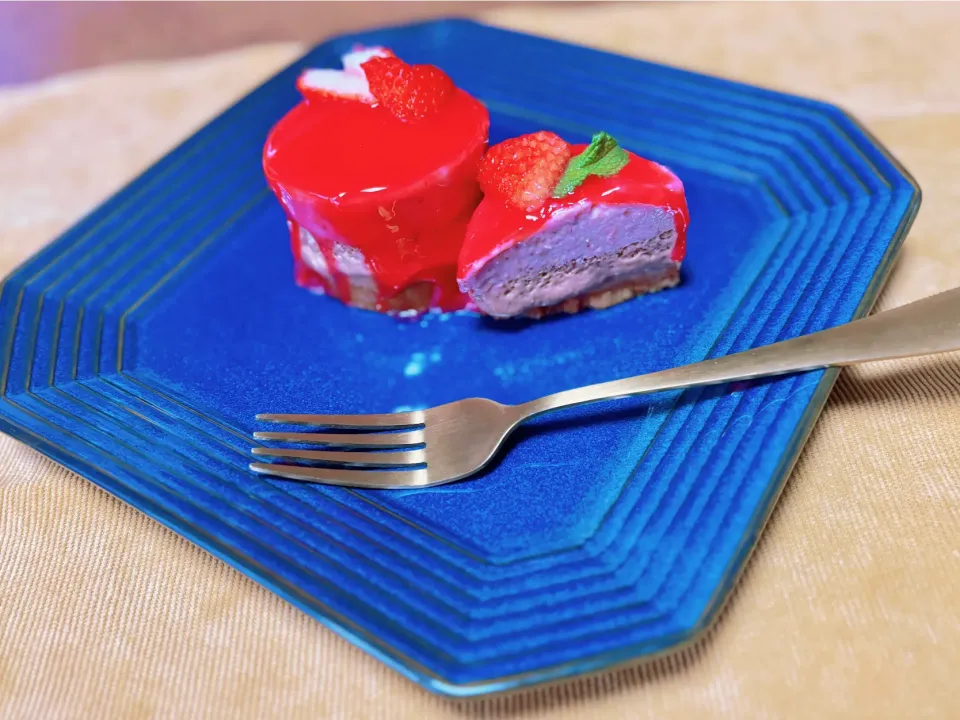 いちごのムースケーキ断面|きいろさん