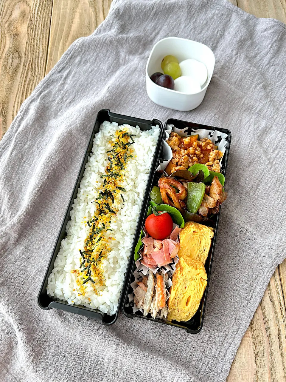 豚バラ肉とピーマンのオイスターソース炒め弁当🍱|nonoさん